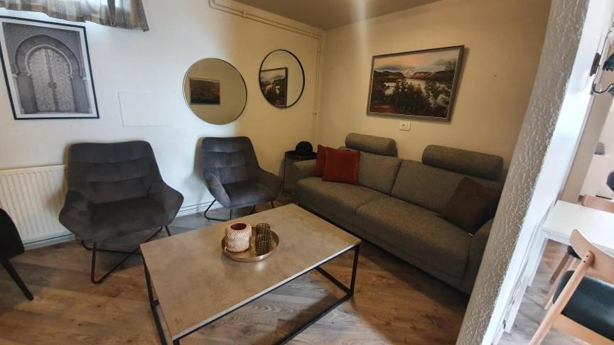 North Inn - Guesthouse And Cabin Акурейри Екстериор снимка