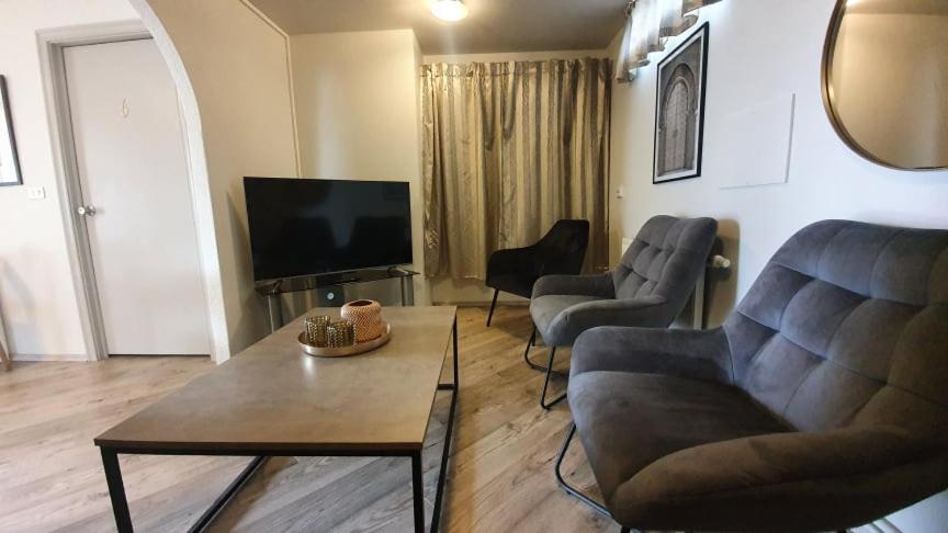 North Inn - Guesthouse And Cabin Акурейри Екстериор снимка